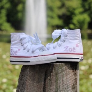 newborn baby girl sneakers, newborn baby boy sneakers, handpainted newborn sneakers, newborn sneakers, gender reveal, birth announcement
