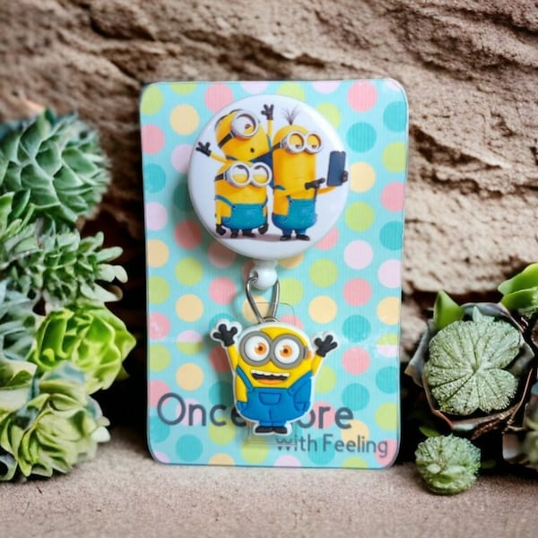 Minion Badge Reel Retractable Nurse Work Badge Reel, Despicable Me / Bob, Stuart, Kevin. Titulaire d'identification de nom 3D