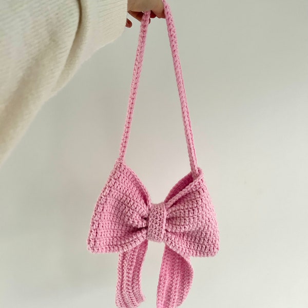 Sac rose au crochet avec noeud