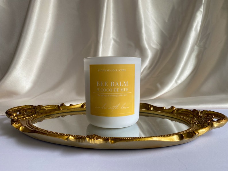 Bee Balm & Coco Soy Candle: Spring Lilac Scent, 12 oz bild 2