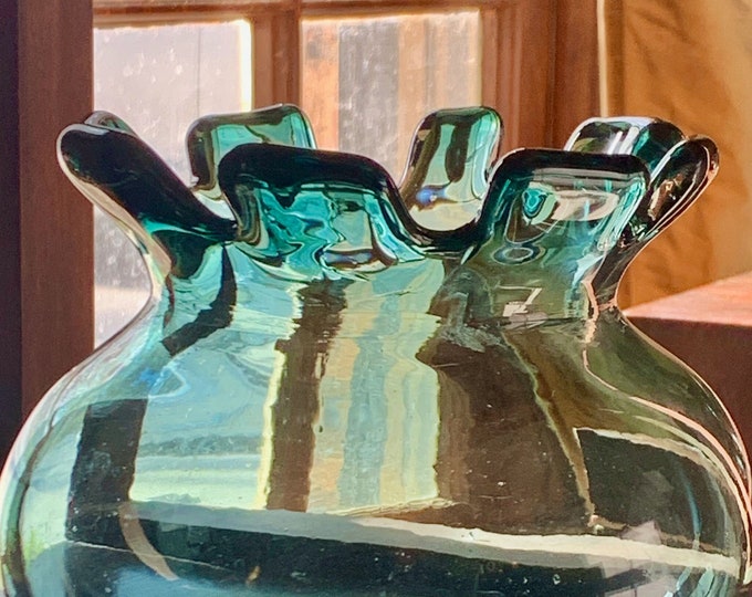 Barovier And Toso Glass Ball Vase With Crenellated Rim
