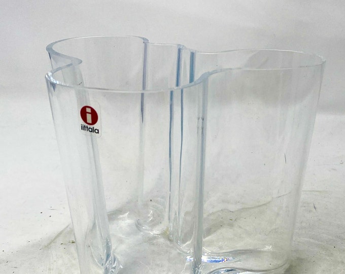 Savoy Vase by Alvar Aalto for Iittala, Finland