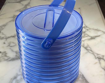Vintage Sally Designs Clear Blue Acrylic Ribbed Ice Bucket | Mid-Century Modern Lucite Barware | White Liner & Inset Lid Handle