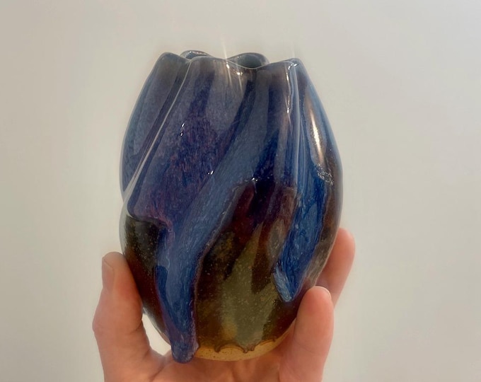 Modern Pleated Ceramic Vase with Cobalt Blue Drip Glaze over Matte Gray – 6" Tall