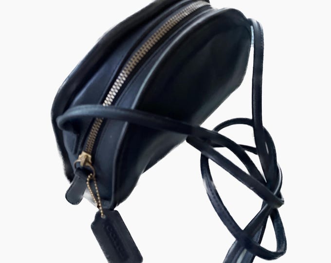 Vintage Coach Half Moon Crossbody Bag - Faded Black/Navy Leather - Made in USA - Zip Top - Pre-1994