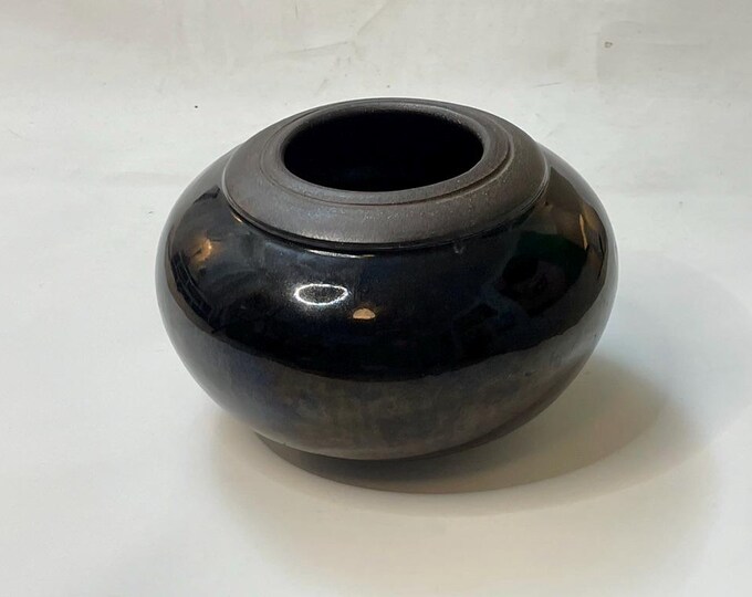 Signed Tony Nealy Studio Pottery Ball Vase - Vintage Black & Gray Glaze - 10" Diameter