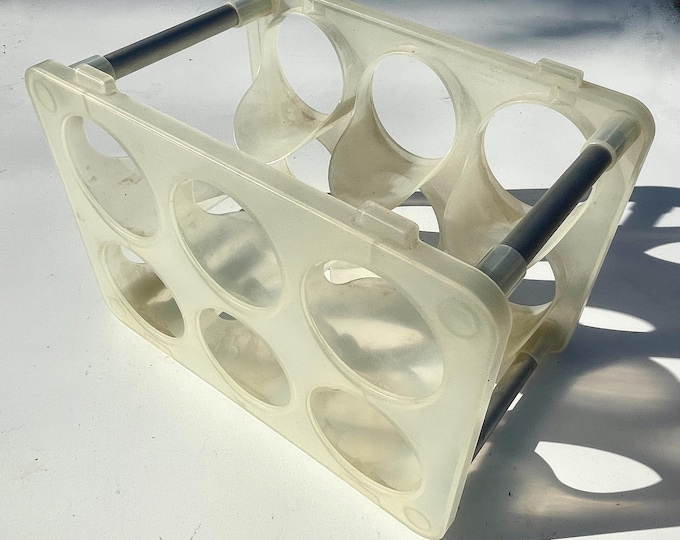 Bottle, by Jasper Morrison for Magis, Italy, design 1994