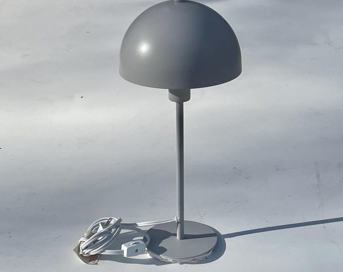 Vintage Mid Century Modern Intertek Domed Accent Lamp