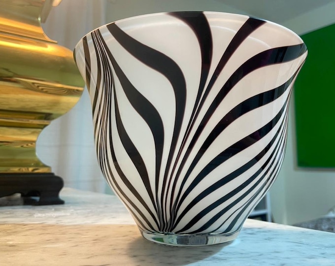 Vintage 80's Era Super Graphic Black White Handblown Art Glass Bowl