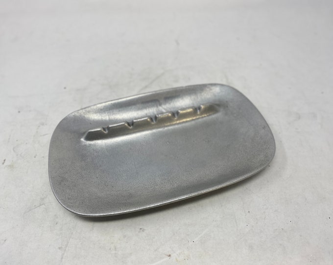 MCM Rectilinear Ashtray, Metal Alloy by Ben Seibel for Jenfred-Ware, USA circa 1950s