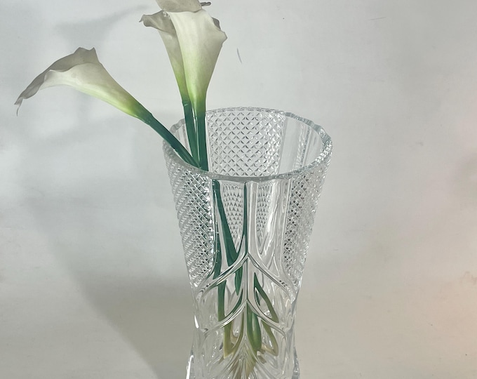 Elegant Crystal D'Arques 24% Lead Crystal Vase - Made in France, 12" Tall