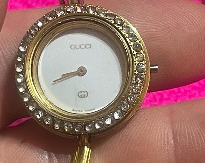 Rare Authentic Vintage Gucci Interchangeable Bezel Watch - INCLUDES DIAMOND BEZEL – Needs Battery