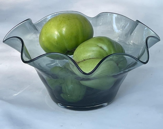 Vintage, handblown art glass ruffle bowl/vase #3716 by Blenko circa 1950s