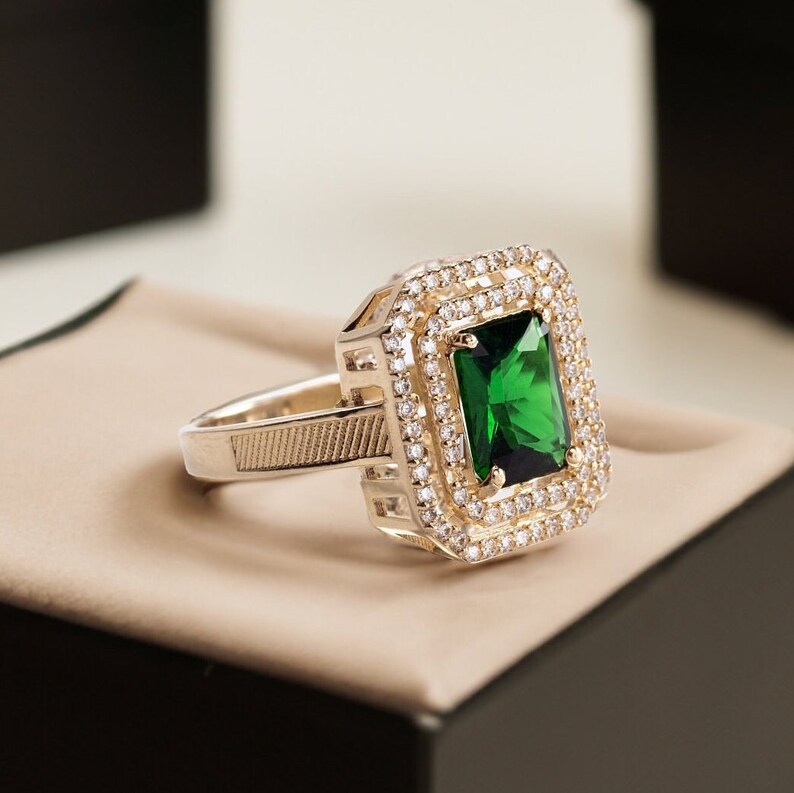 14K Solid Gold Halo Emerald Ring image 6