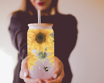 Sunflower Glass Coffee Cup, Sunflower Glass Iced Coffee Cup with Bamboo Lid and Straw, Iced Coffee Glass, Gift for Friend, Coffee Aesthetic