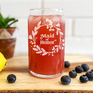 Etched Wedding Party Can Glass, Bride Engraved Clear Can Glass, Maid of Honor Etched Glass, Flower Girl Lemonade, Mother of the Bride Glass