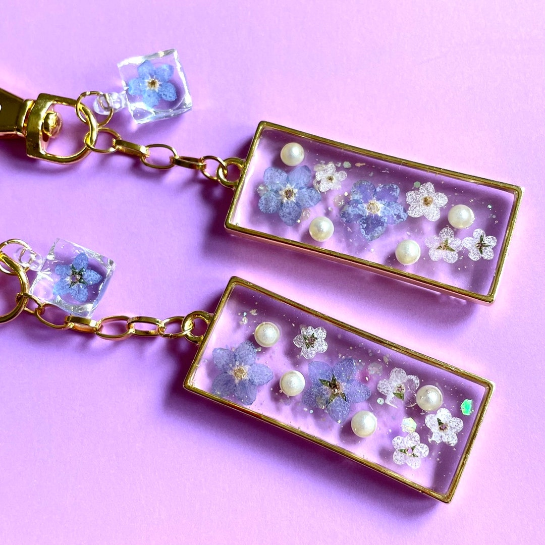 Me Not Dried Flowers Resin Charms Keychain Etsy