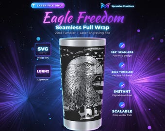 Puede incluir: Un archivo de grabado láser digital para un vaso de 591 ml con un diseño Eagle Freedom. El gráfico muestra una cabeza de águila detallada, una bandera estadounidense y siluetas de ciervos. Incluye formatos de archivo SVG y LBRN2.