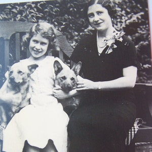 Postcard, Royalty, Windsor Castle, Princess Elizabeth, Queen Mother, Corgis, Souvenir
