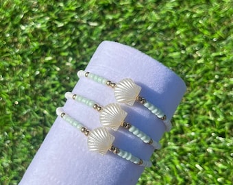 Shell seed bead bracelet!