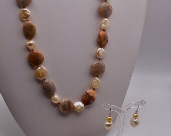 Multicolor button and round pearl and jasper necklace, earrings and bracelet set