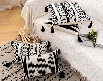 Housse de coussin d’oreiller Boho Macrame avec glands / Franges Oreiller Boho tissé à la main noir, Macrame, Housse de coussin d’oreiller Boho, Fringe Boho