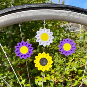 Decorações de Girassol para Raios de Bicicleta (x6) - Decorações de margarida para bicicleta - Presente de flor para raios de bicicleta - Presente para ciclista, festa de bicicleta ou desfile de bicicletas imagem 5