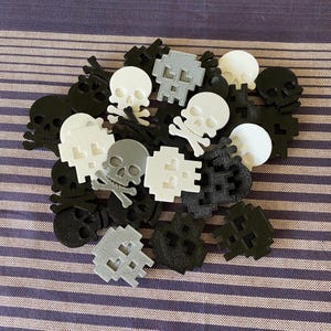 6 decoraciones de calavera para bicicleta, decoraciones de radios, regalos para bicicletas, calavera y huesos cruzados, regalo de bicicleta gótica, accesorios de calavera para bicicleta imagen 8