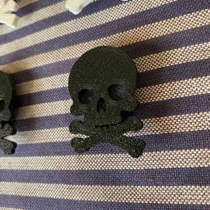 6 decoraciones de calavera para bicicleta, decoraciones de radios, regalos para bicicletas, calavera y huesos cruzados, regalo de bicicleta gótica, accesorios de calavera para bicicleta imagen 5