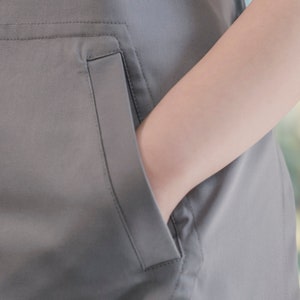 Cross Back Kitchen Apron with Pockets for Women image 3