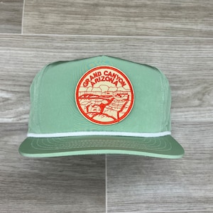 Écusson du parc national du Grand Canyon (cercle) sur le chapeau rétro en corde