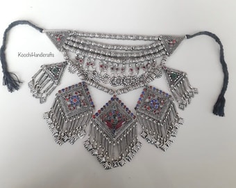 Tribal vintage Kuchi Kashmiri hecho a mano collar raro y especial