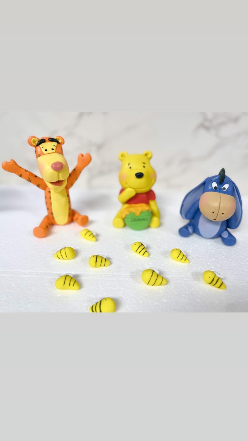 Winnie the Pooh fondant cake toppers image 7