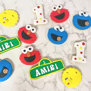 sesame street cookies/ 3 characters