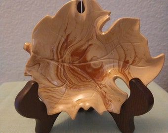 Oregon clay leaf plate