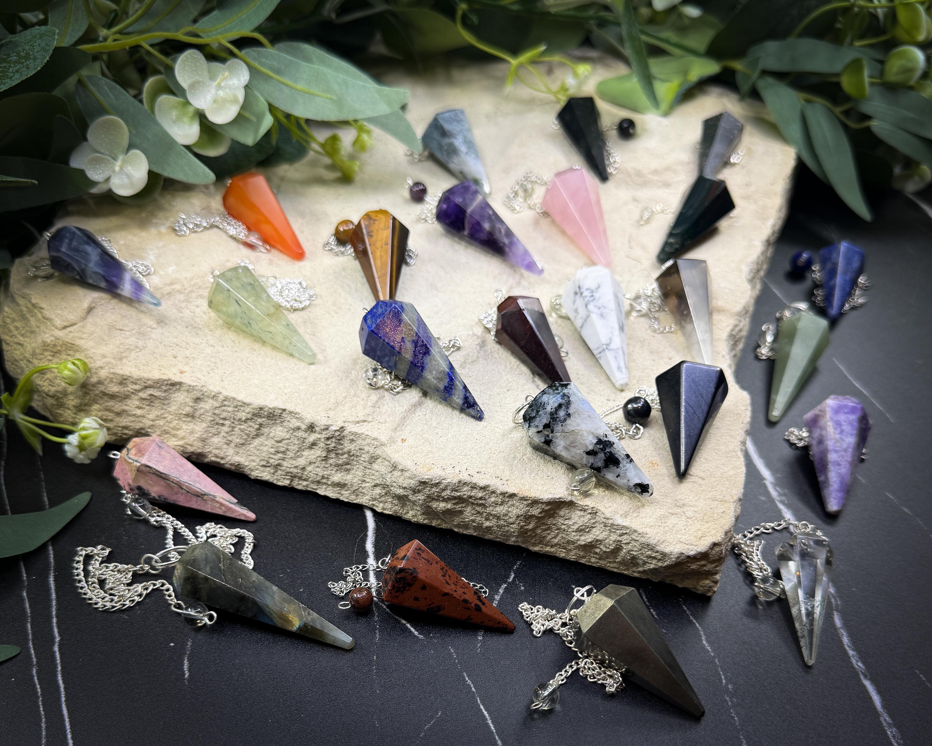 PENDULUM, CRYSTAL Pendulum, DOWSING Pendulum, Spiritual Healing Faceted Cone Pocket Pendulum with Chain Divination Tools