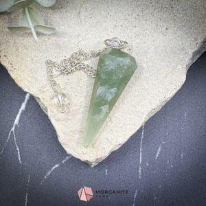 Crystal Pendulum Green Aventurine for Luck & Heart Energy Healing Dowsing Tool Gift