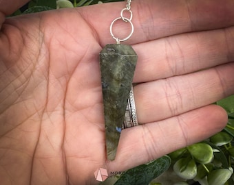 Labradorite Pendulum for Intuition & Aura Protection, Healing Crystal Dowsing Tool, Spiritual Energy Balancing Gift