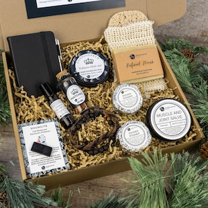 Men Care Package, Connoisseur Gift Box, Gifts For Him, Self Care for Men, Gift Box for Men, Self-Care Gift, Bachelor Gift Box, Groom Gift, M