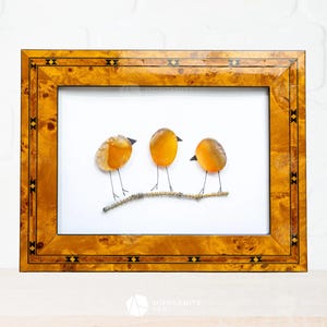 Cuadro de pájaro en lámina de ágata en marco reciclado, decoración de pared única con piedras preciosas, regalo inspirado en la naturaleza.