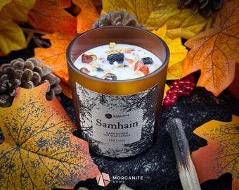 Vela ritual de Samhain: vela de soja con aroma a manzana ahumada, ámbar y cristal