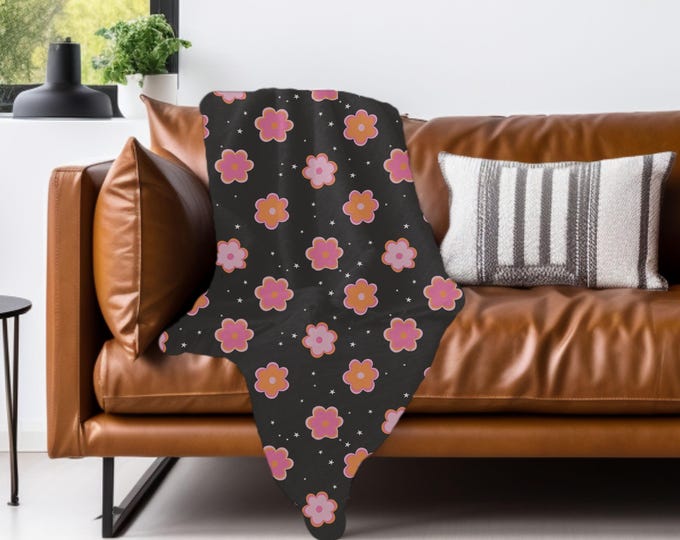 Retro Groovy Flowers Blanket - Cozy Boho Flower Throw - Sofa Blanket - Home Decor Blanket - Boho Throw Blanket