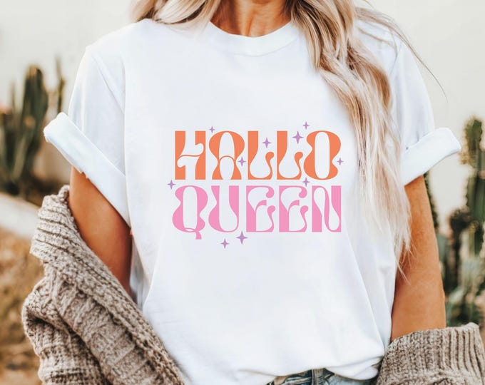 Hallo Queen - Retro Halloween T-shirt - Fall Tee - Spooky Season Shirt - Fall Vibes - Spooky Glam Aesthetic