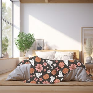 Spooky Sweet Halloween Blanket - Girly Halloween - Cozy Ghost Pumpkin Blanket - Fall Blanket - Retro Flowers - Coquette Blanket