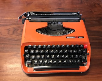 Vendex 500T Orange Typewriter