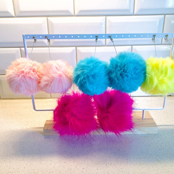 PomPom drop earrings 10cm