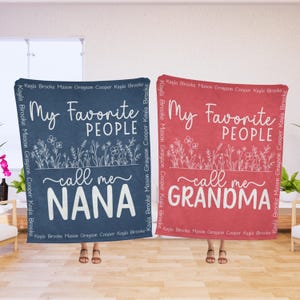 Personalized Grandma Blanket My Favorite People Christmas Gift for Nana Fleece Warm Cozy Custom Blanket with Grandkids Names for Grandparent