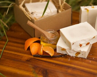 Organic orange blossom honey & vanilla bean tallow soap