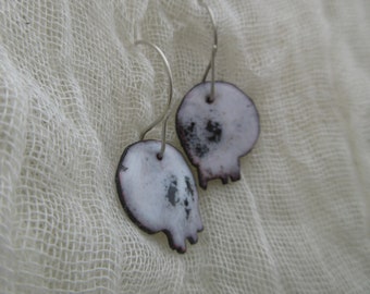 Enamel skull earrings