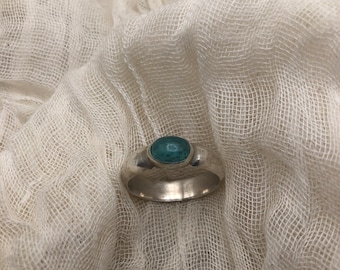 Paraiba blue tourmaline ring in argentium sterling silver